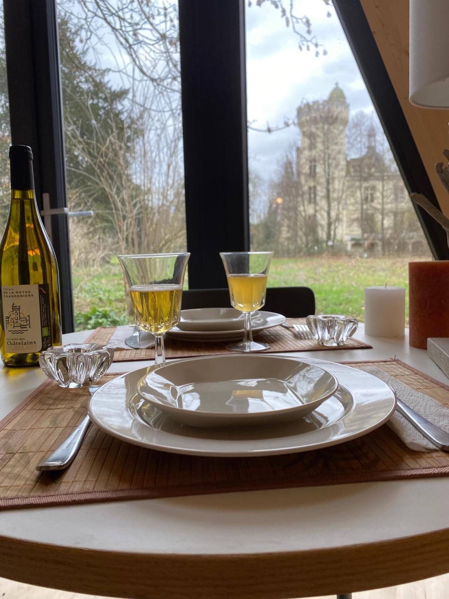 Ecolodges De Reve Dans Un Chateau De Conte De Fees Les-Trois-Moutiers Exterior foto