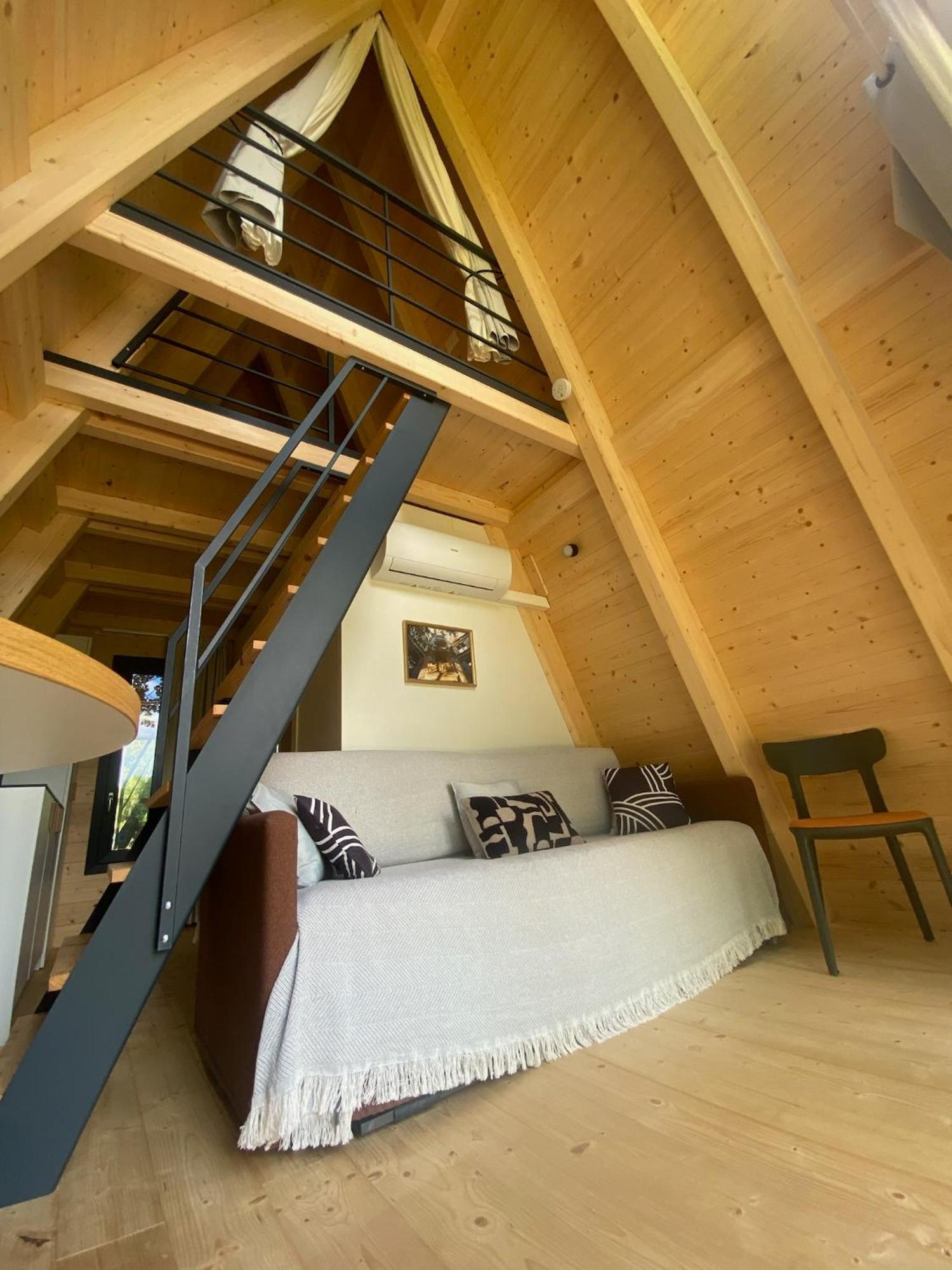Ecolodges De Reve Dans Un Chateau De Conte De Fees Les-Trois-Moutiers Exterior foto